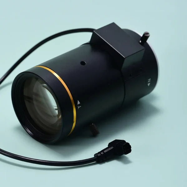 Lens